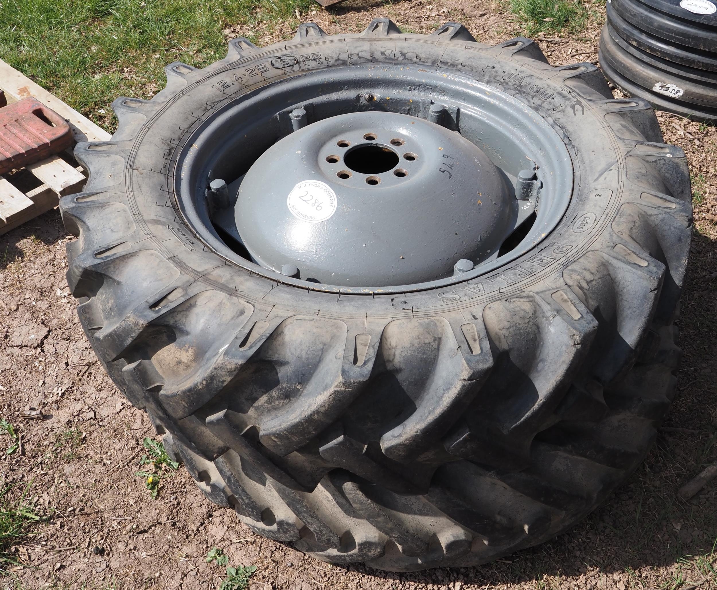Rear tractor wheels and tyres 12.4-28 - 2