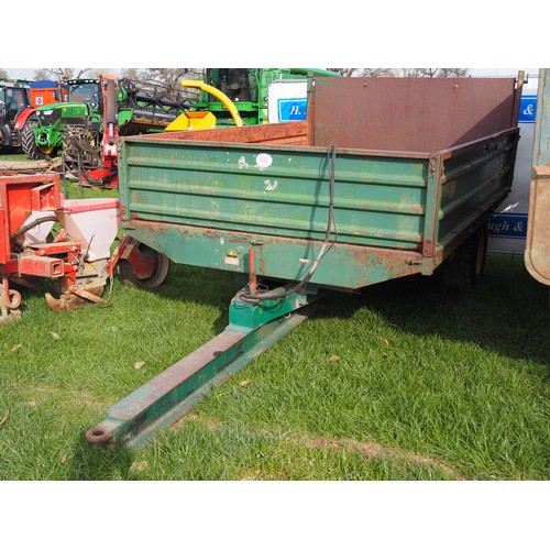 Lot 1702      