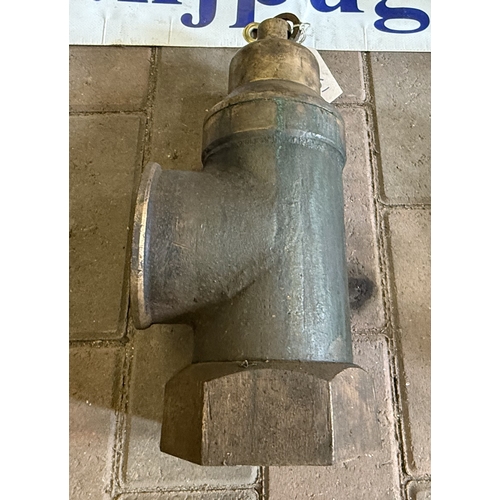 Lot 661       