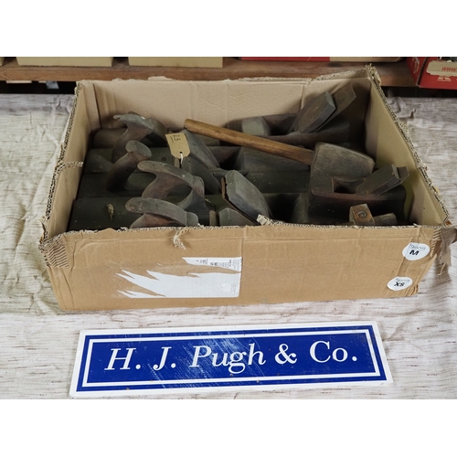 Lot 23        