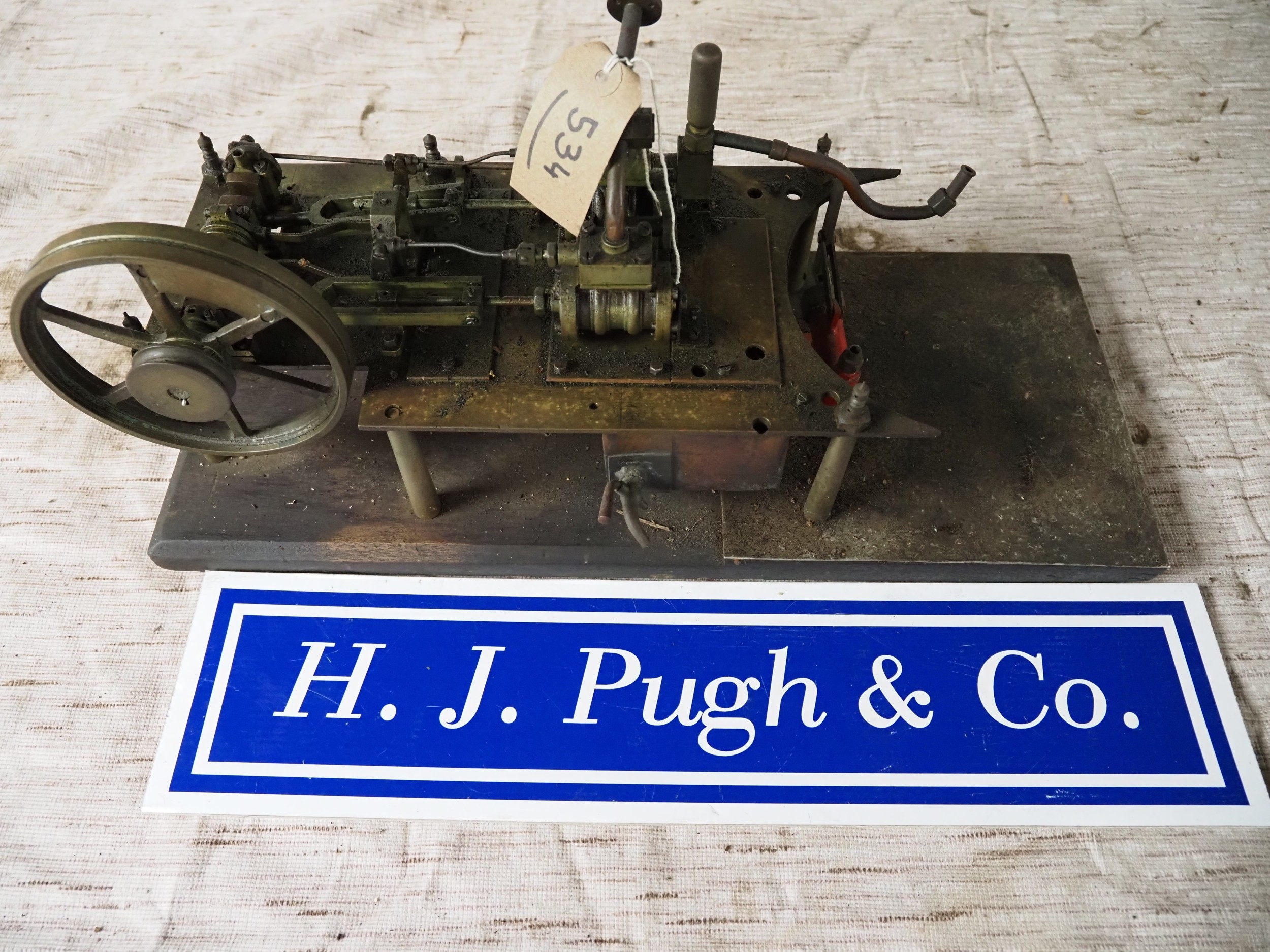 Model duplex steam engine