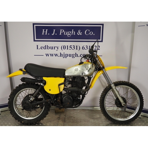 Lot 851       