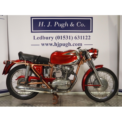 Lot 821       