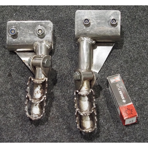 808 - Cheney BSA Mk5 motocross bike. 500cc. 
Frame No. NC180 011217
No engine number. 
Runs and rides.
Bik... 