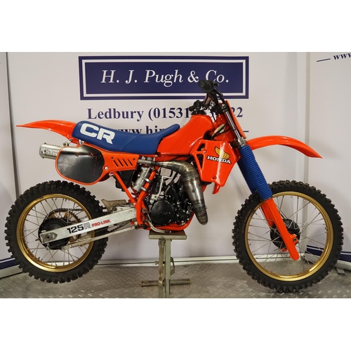 Lot 827       