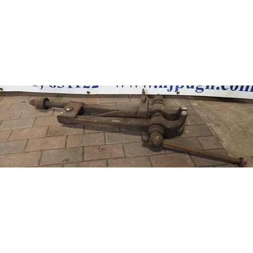 Lot 628       