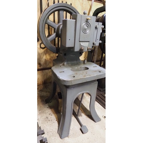 Lot 636       