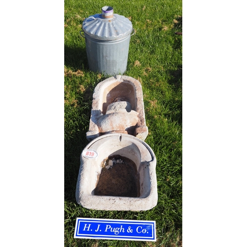 Lot 819       