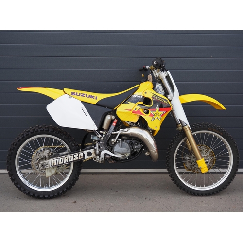 Suzuki RM125 motocross bike. 1996. 125cc Runs and rides. Has had a