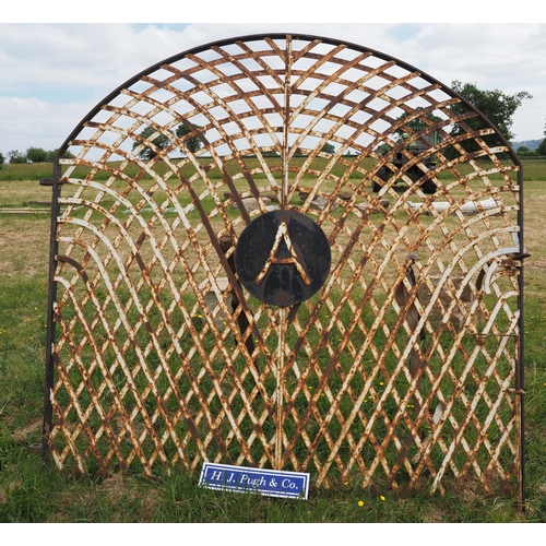 Large steel gate 7 x 7ft