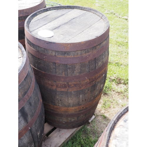 Lot 711       