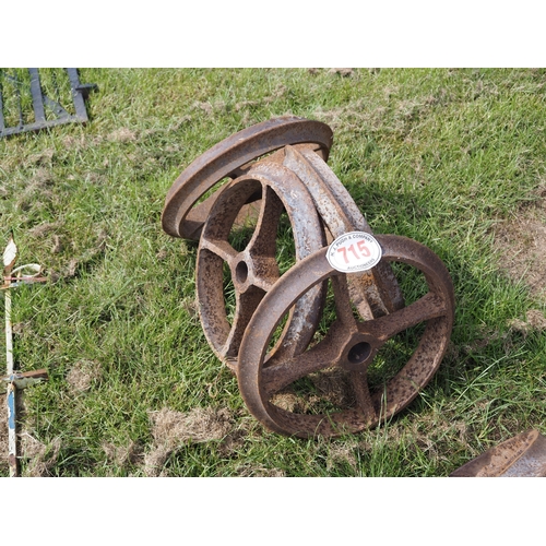 Lot 715       