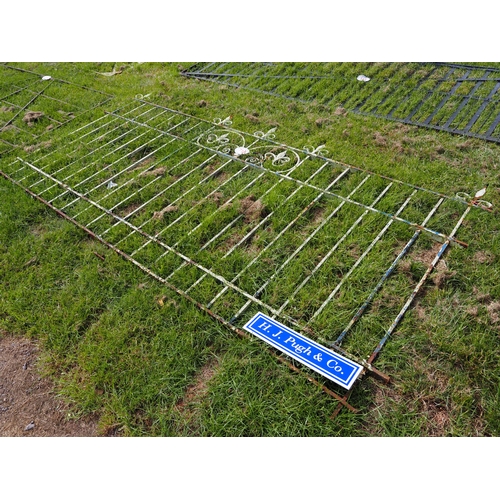 Lot 716       