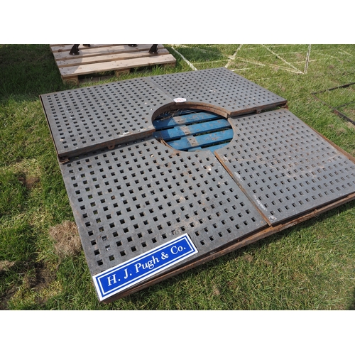 Lot 721       