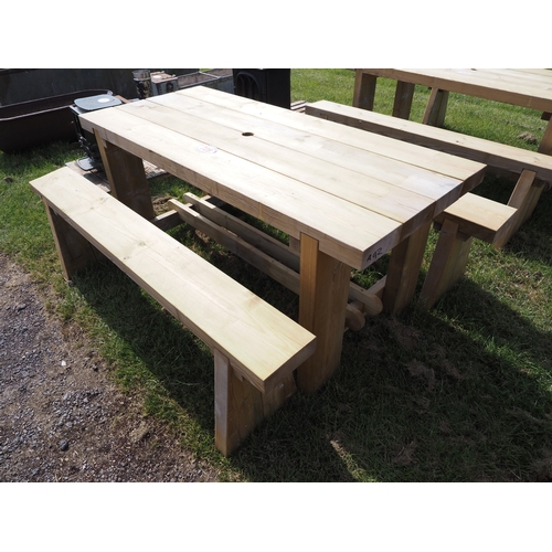 Lot 728       