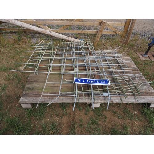 Lot 1         