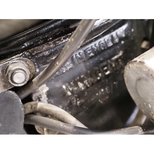906 - Vincent Rapide/Black Shadow motorcycle. C.1957. 1000cc
Frame No. RC6934 (V5 states RC 9519BE)
Engine... 