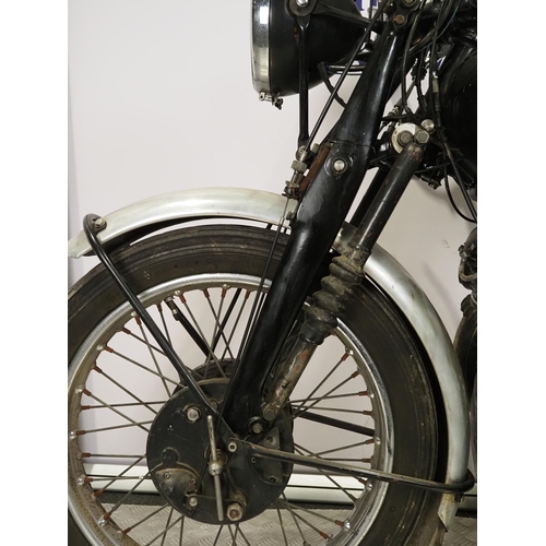 906 - Vincent Rapide/Black Shadow motorcycle. C.1957. 1000cc
Frame No. RC6934 (V5 states RC 9519BE)
Engine... 