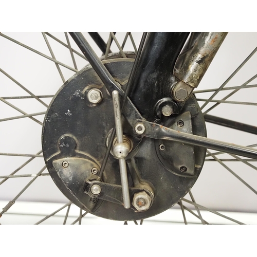 906 - Vincent Rapide/Black Shadow motorcycle. C.1957. 1000cc
Frame No. RC6934 (V5 states RC 9519BE)
Engine... 