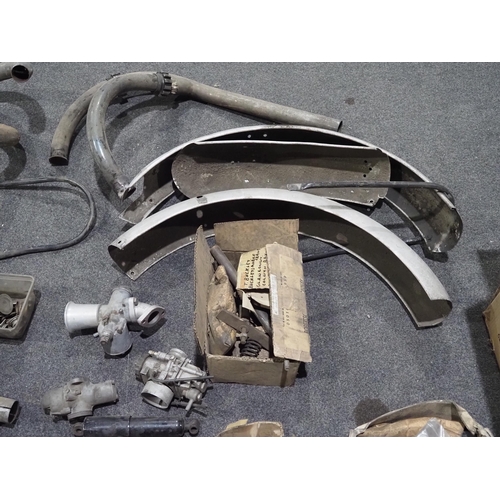 906 - Vincent Rapide/Black Shadow motorcycle. C.1957. 1000cc
Frame No. RC6934 (V5 states RC 9519BE)
Engine... 