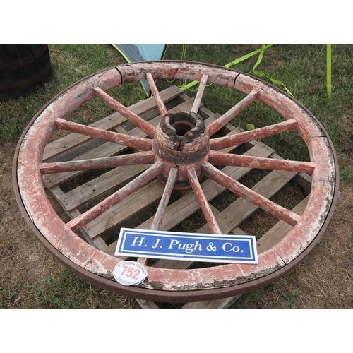 Lot 752       