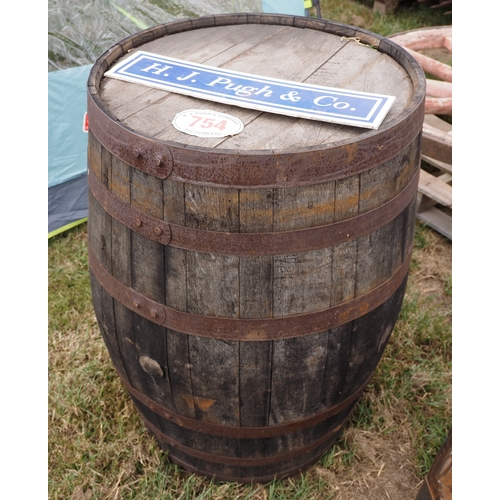 Lot 754       