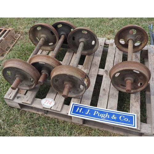 Lot 774       