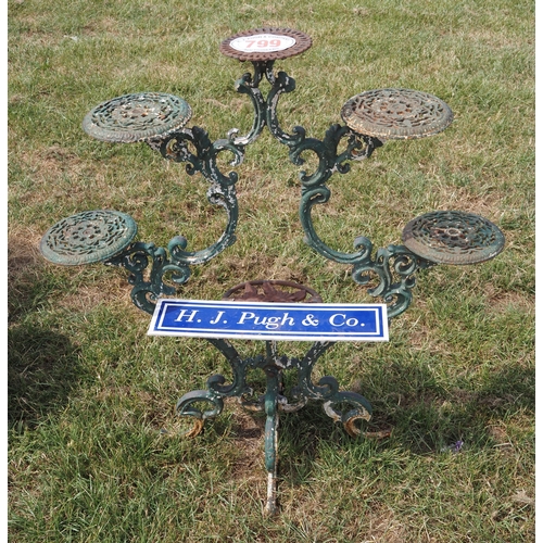 Lot 799       