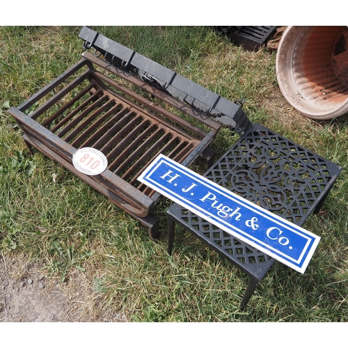 Lot 810       