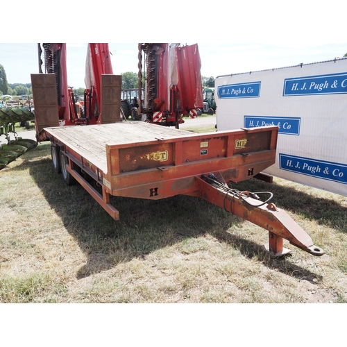 Lot 2047      