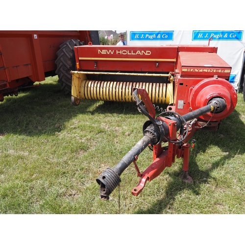 2076 - New Holland 378 Hayliner baler. Last used July 2024