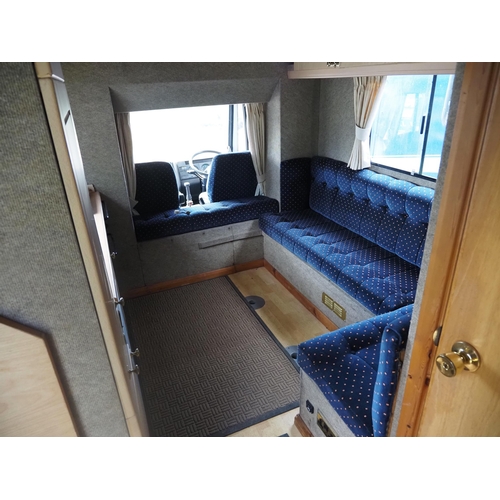 3014 - Iveco 75 E15 horsebox. Runs and drives, showing 177,031 kms. Tidy inside with fridge, horse camera, ... 