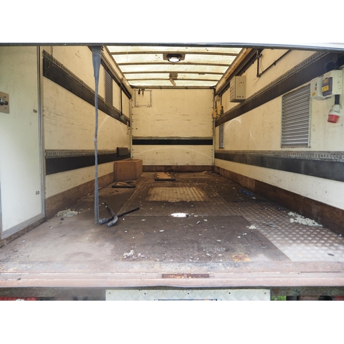 3016 - DAF 45.170 7.5 ton lorry. Runs and drives. Showing 179,933 km. Reg. LJ53 AEA. V5, docs and key in of... 