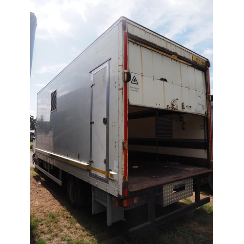 3016 - DAF 45.170 7.5 ton lorry. Runs and drives. Showing 179,933 km. Reg. LJ53 AEA. V5, docs and key in of... 