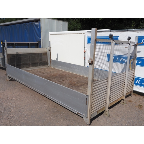 Lot 3025      