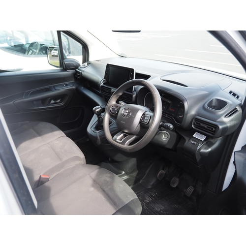 3044 - Toyota Proace city van. 1500cc. Runs and drives. Showing 54,162 miles. MOT until 14/12/25. Reg. CV72... 