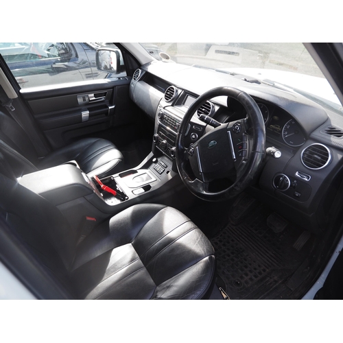 3049 - Land Rover Discovery SDV 6. 2993cc. Non runner. MOT until 11/12/25. Showing 175,834 hours. Reg. DG62... 