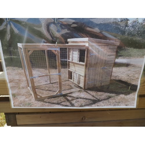 1404 - Dog kennel with run
