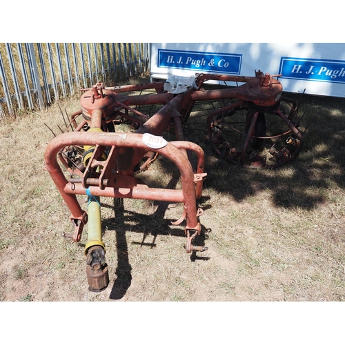 Lot 2037      
