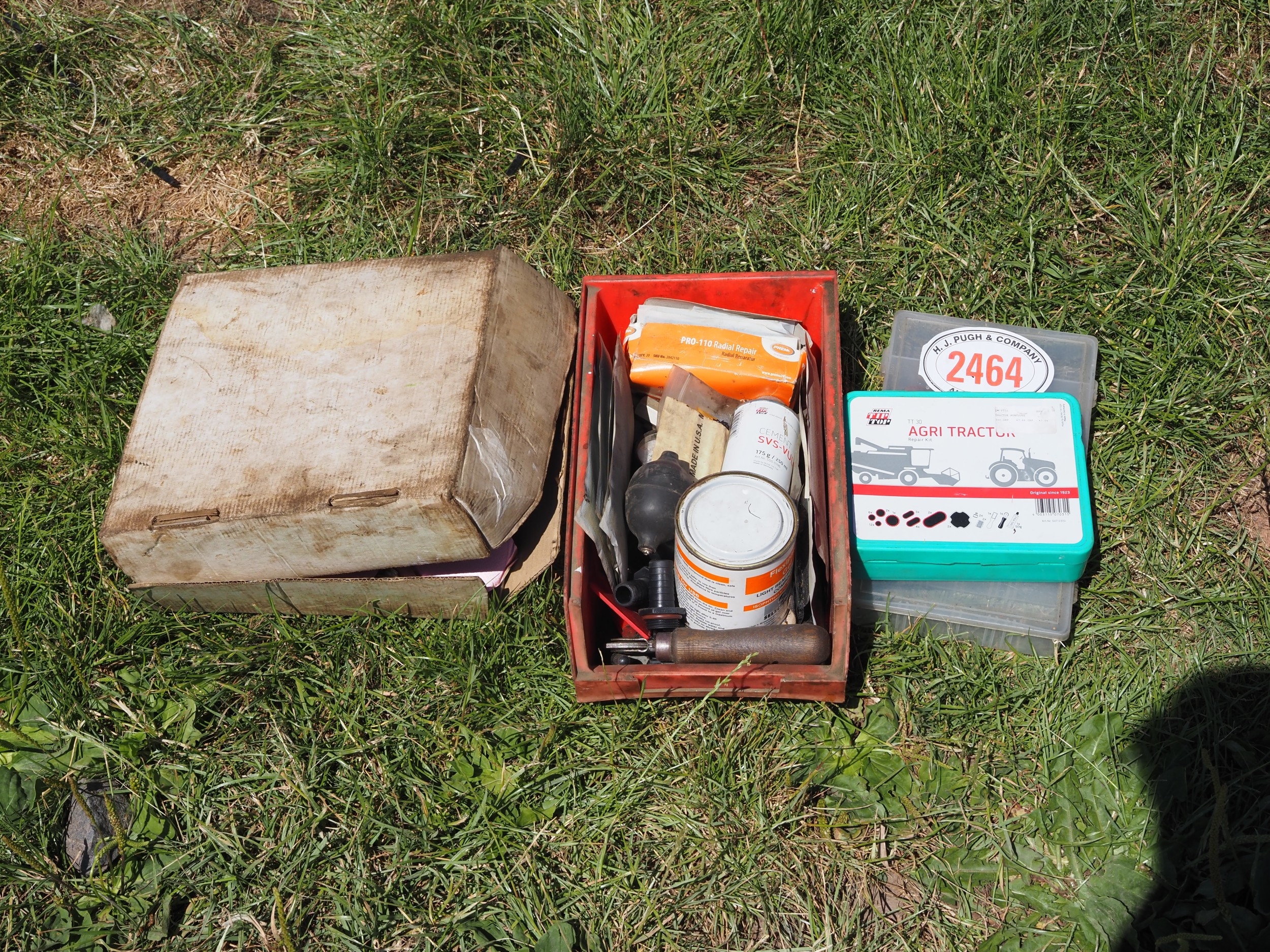 Puncture repair kit