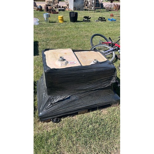Lot 804       