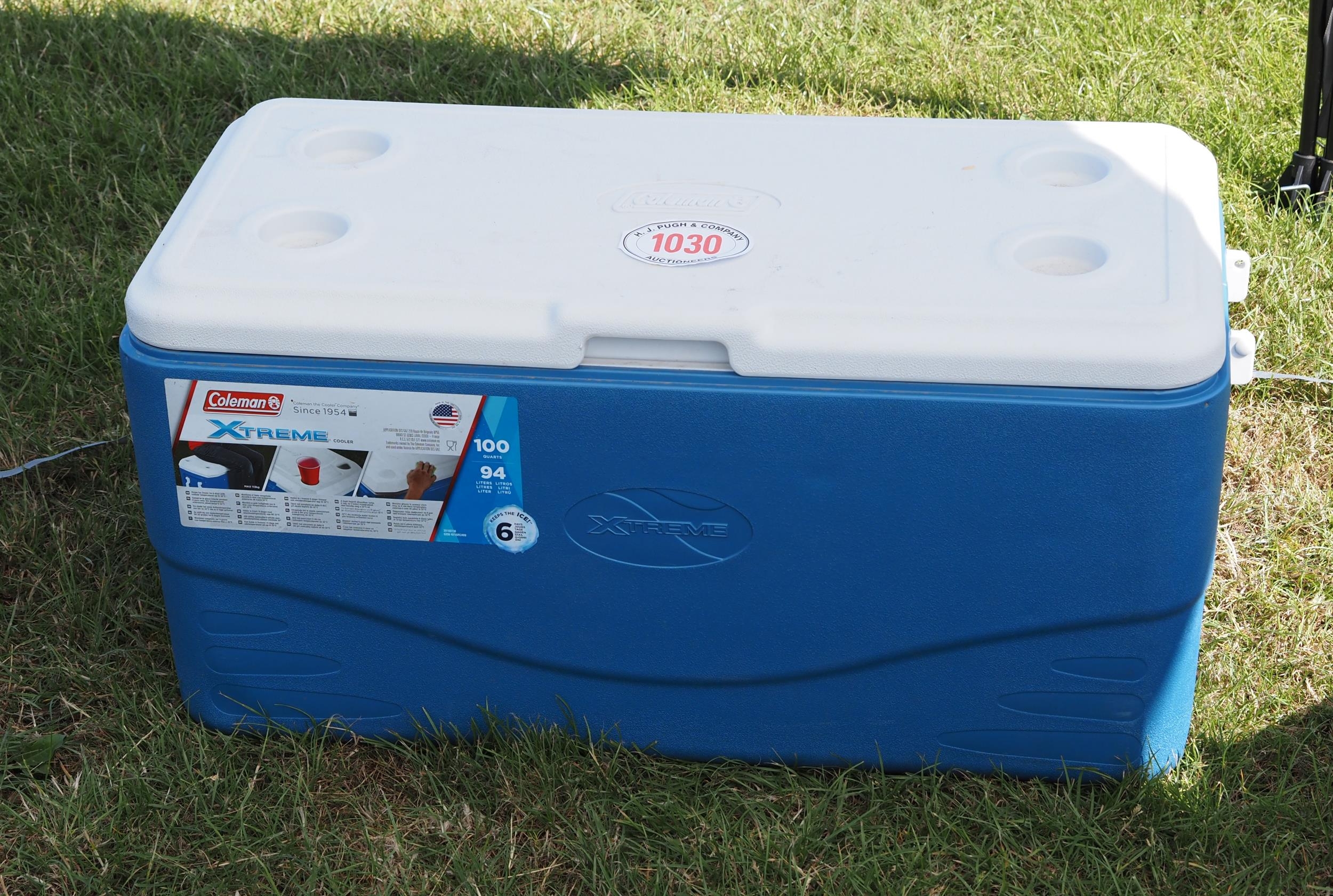 Coleman Xtreme 94L cool box