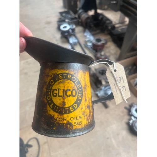 55 - Oil cans and jugs - 8