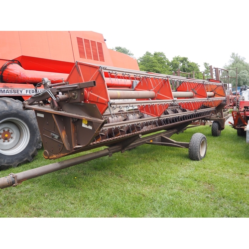 2069A - Massey Ferguson 38 combine. 20ft Header and trolley, drove to sale site. Reg. G653 TBH. V5 and key i... 