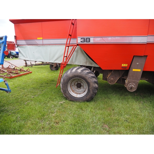 2069A - Massey Ferguson 38 combine. 20ft Header and trolley, drove to sale site. Reg. G653 TBH. V5 and key i... 