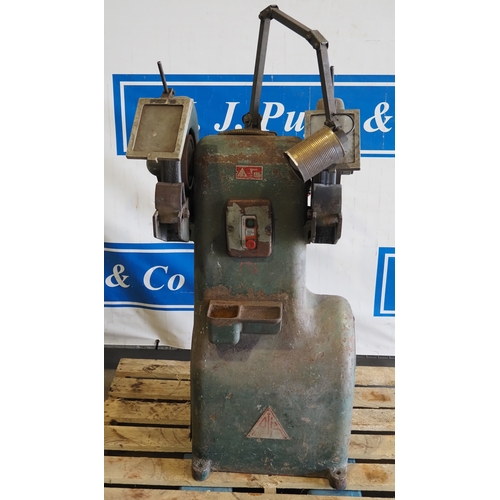 Lot 214       