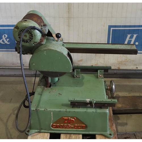 Lot 207       
