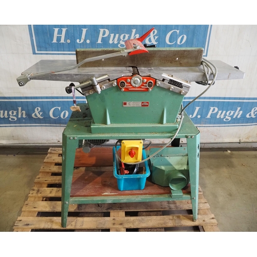 Lot 209       