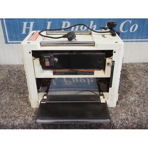 Lot 216       