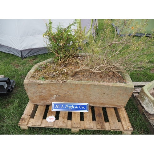 D Shaped stone trough 4ft